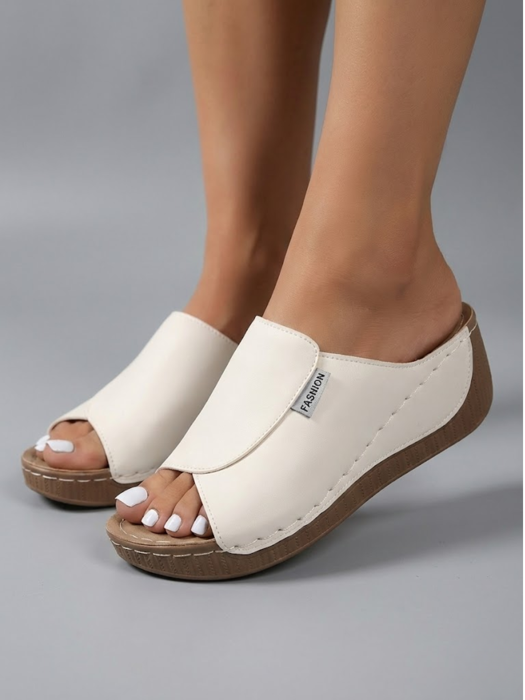 Vermeer Mode | Handgemaakte orthopedische sandalen Saara